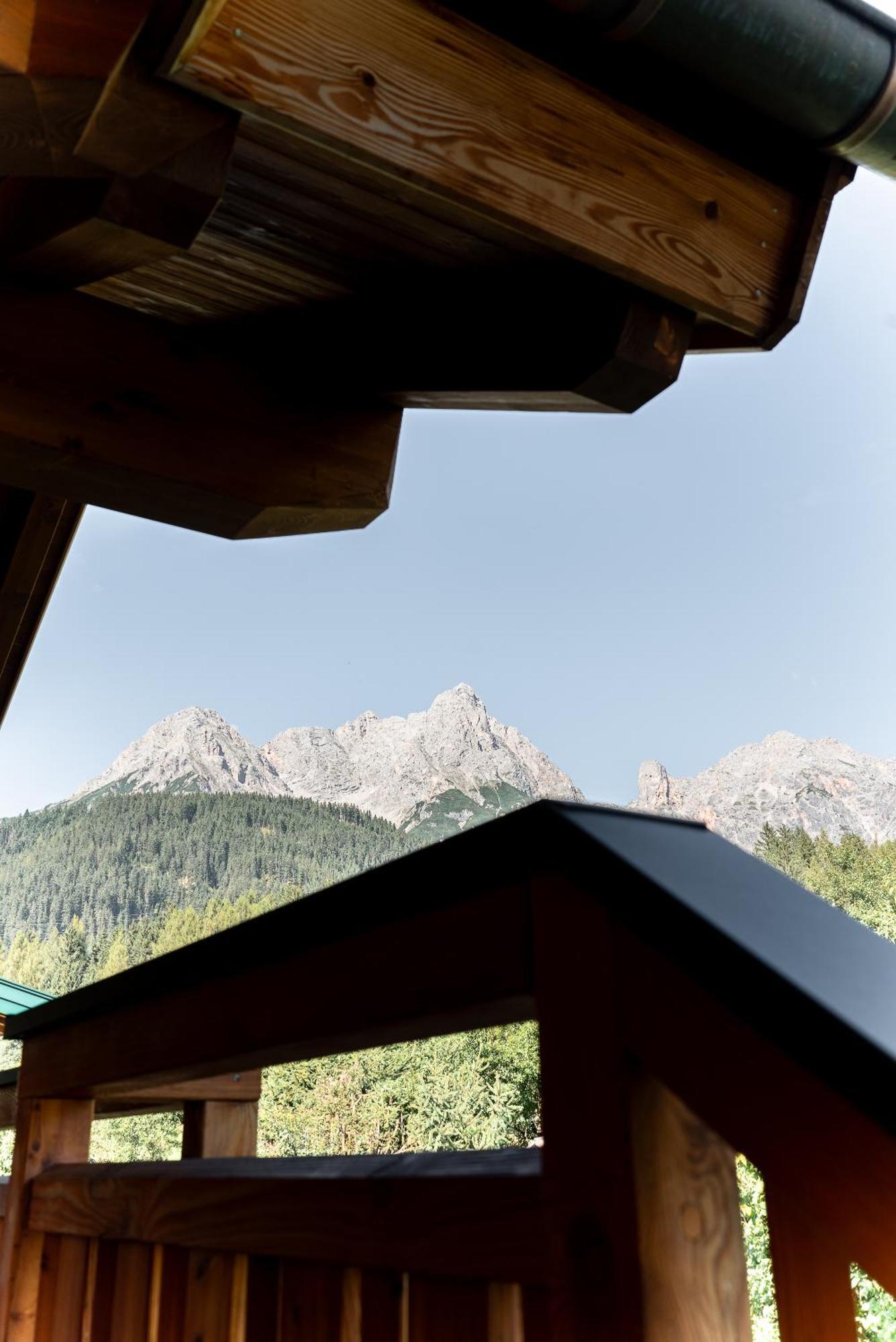 Bewegte Berge Apartments Saalfelden Eksteriør bilde